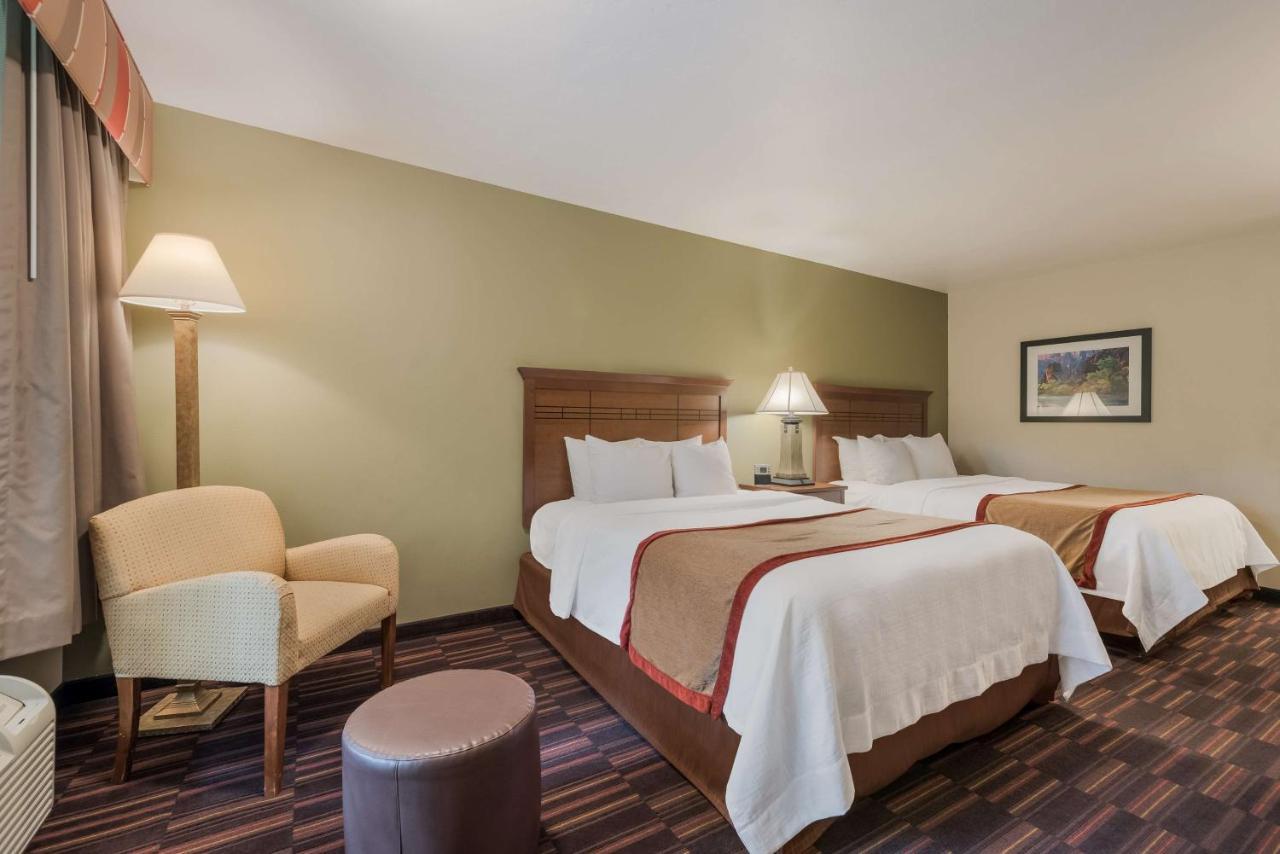 Best Western Town And Country Inn Cedar City Esterno foto