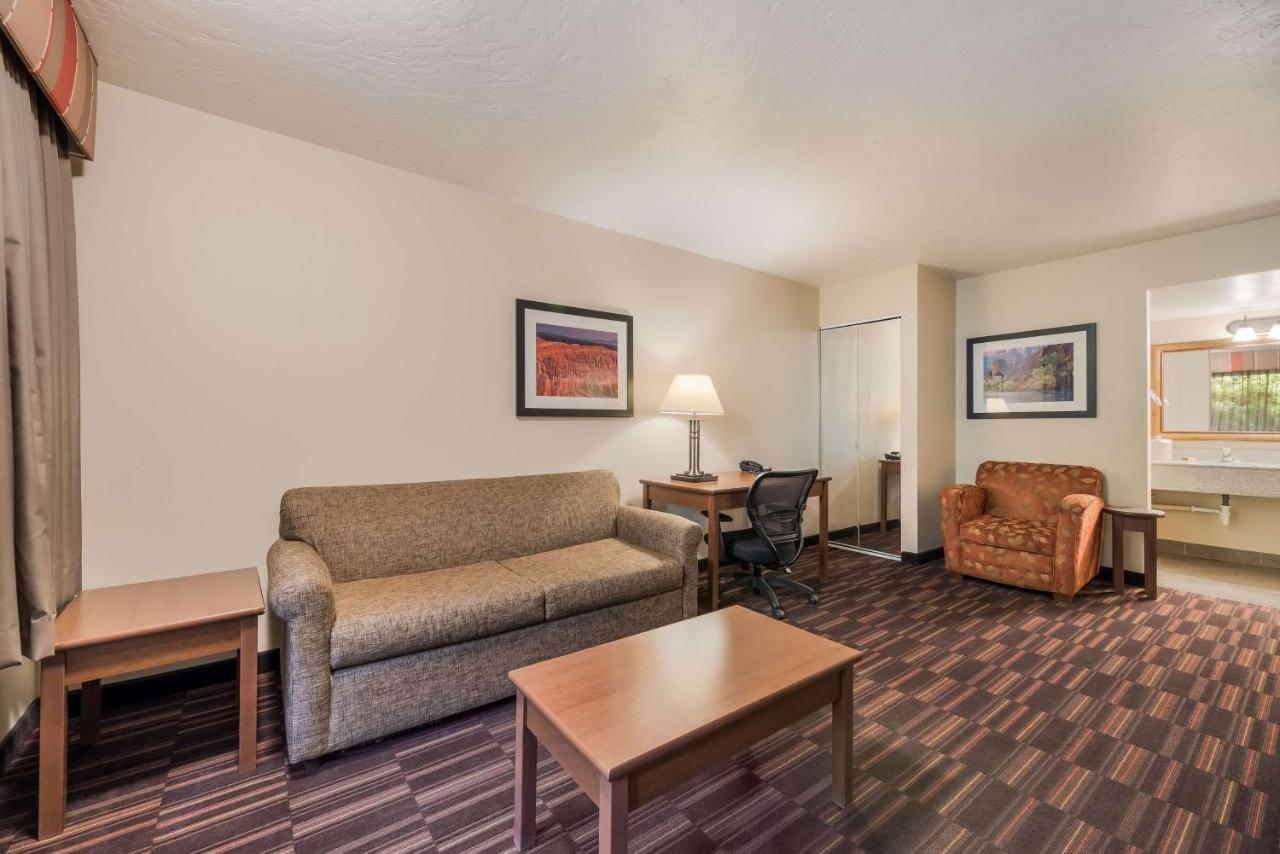 Best Western Town And Country Inn Cedar City Esterno foto